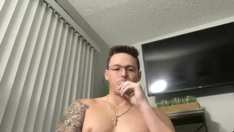 Snapshot of daddie12345678 chatting on 10.25.25 Daddy online show from 10.25.25