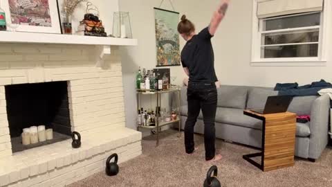 Snapshot of daddydaydrinkz chatting on 12.31.24 DaddydayDrinkz online show from 12.31.24