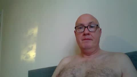 Snapshot of daddyhere4uall6 chatting on 10.25.25 daddyhere4uall6 online show from 10.25.25