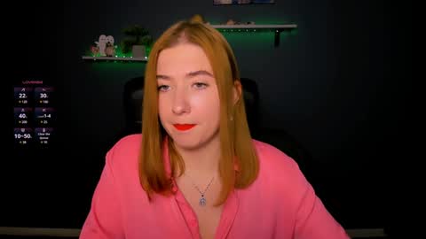 Snapshot of daisy_candy chatting on 12.10.24 Little Di online show from 12.10.24