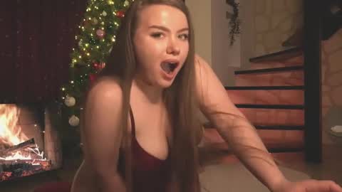 Snapshot of daisy_stacey chatting on 01.01.25 Stacey online show from 01.01.25