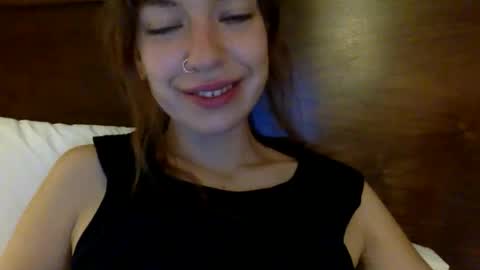 Snapshot of daisybaby699 chatting on 10.12.25 DaisyB3 online show from 10.12.25