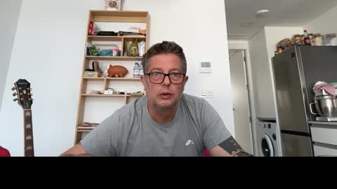 Snapshot of daitarniii chatting on 10.27.25 daitarniii online show from 10.27.25