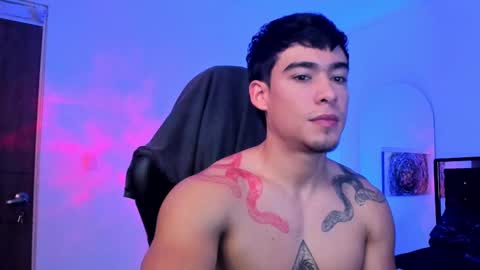 Snapshot of damian_fit chatting on 03.12.25 Damian online show from 03.12.25