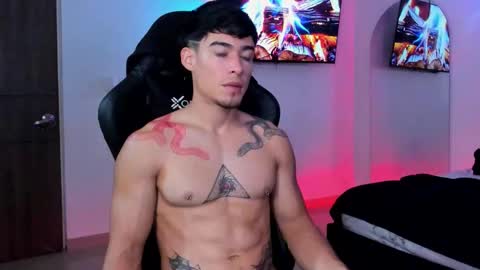 Snapshot of damian_fit chatting on 10.02.25 Damian online show from 10.02.25