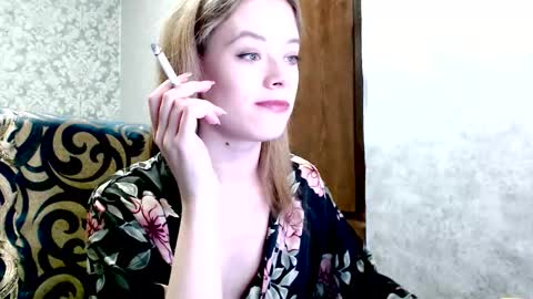 Dana SmileX online show from 10.10.25