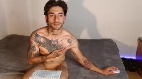 Snapshot of dani_angel_ chatting on 12.27.24 Dani online show from 12.27.24