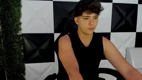 Snapshot of dani_cumboy chatting on 09.17.25 dani_cumboy online show from 09.17.25