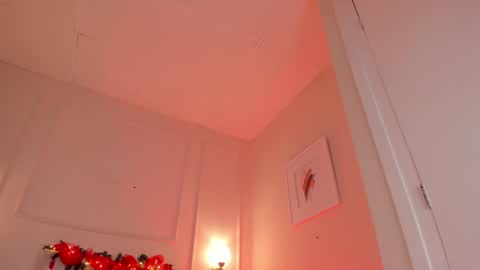 Snapshot of dani_skinny_ chatting on 12.14.24 Hi I am Dani online show from 12.14.24