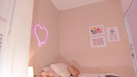 Snapshot of dani_skinny_ chatting on 11.08.25 Hi I am Dani online show from 11.08.25