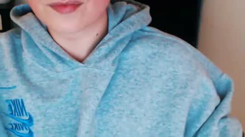 Snapshot of daniel_ruis16 chatting on 02.18.25 daniel_ruis16 online show from 02.18.25