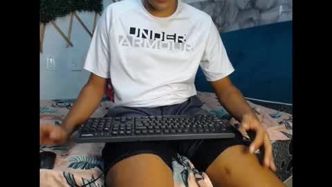 Snapshot of daniel_velez26 chatting on 11.04.25 daniel_velez26 online show from 11.04.25