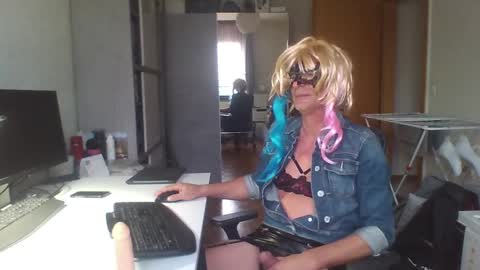 Snapshot of daniela69i chatting on 02.13.25 newcumer online show from 02.13.25