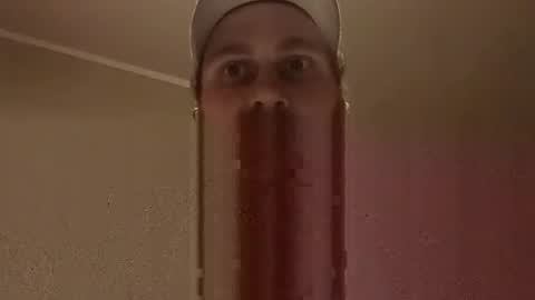 Snapshot of danieldayz chatting on 10.20.25 danieldayz online show from 10.20.25