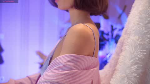 Snapshot of danielle_thomas chatting on 01.26.25 Danielle online show from 01.26.25