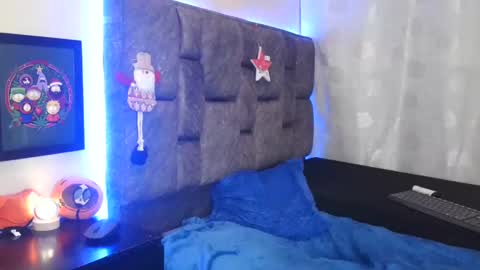 Snapshot of dann_brown chatting on 12.31.24 Dann Brown online show from 12.31.24