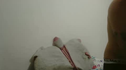 Snapshot of danni4_20 chatting on 02.19.25 danni4_20 online show from 02.19.25