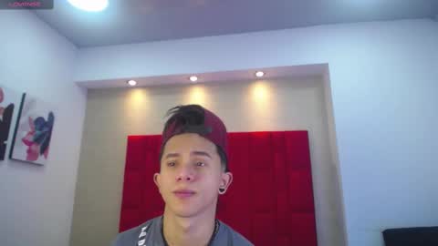 Snapshot of danny__santoro chatting on 09.22.25 Danny online show from 09.22.25