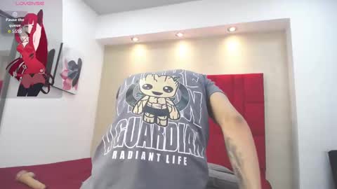 Snapshot of danny__santoro chatting on 10.06.25 Danny online show from 10.06.25