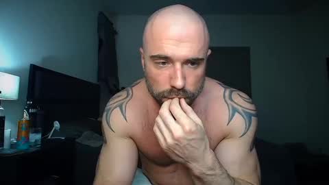 Snapshot of dannysteelexxx chatting on 12.10.24 Danny Steele online show from 12.10.24