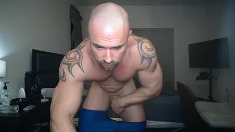 Snapshot of dannysteelexxx chatting on 10.04.25 Danny Steele online show from 10.04.25