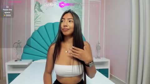 Snapshot of daphne_fox_ chatting on 02.18.25 Daphne  online show from 02.18.25