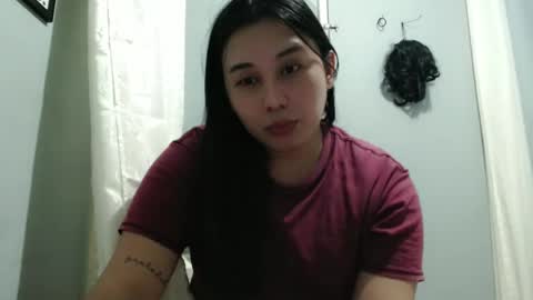 Snapshot of darcy_world chatting on 01.08.25 DARCY online show from 01.08.25