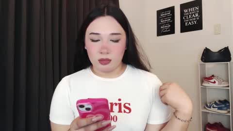 Snapshot of darcy_world chatting on 10.22.25 DARCY online show from 10.22.25