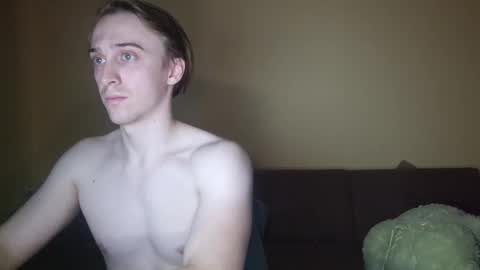 Snapshot of datalian chatting on 10.24.25 datalian online show from 10.24.25