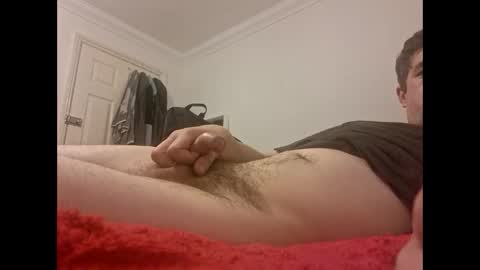 Snapshot of daveycumplaywithme chatting on 10.31.25 daveycumplaywithme online show from 10.31.25