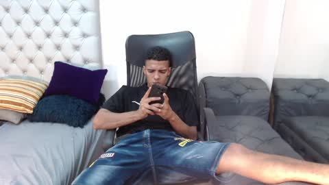 Snapshot of david_bandercock chatting on 12.27.24 david_bandercock online show from 12.27.24