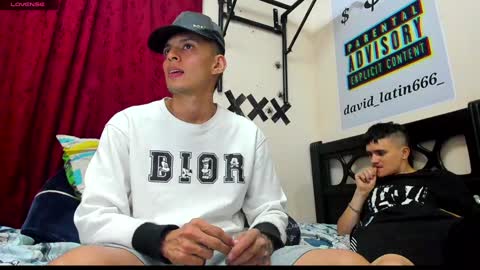 Snapshot of david_latin666_ chatting on 01.21.25 David online show from 01.21.25