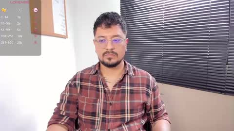 Snapshot of daviidevans chatting on 12.12.24 David Evans online show from 12.12.24