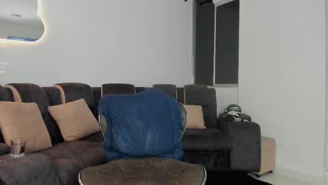 Snapshot of davis_alx chatting on 02.15.25 davis instagram davis alx1 online show from 02.15.25