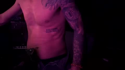 Snapshot of day__tripper chatting on 10.06.25 day  tripper online show from 10.06.25