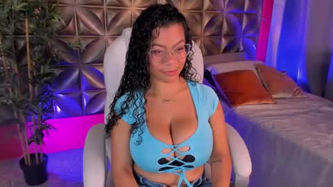 Dayanne online show from 09.13.25