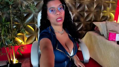 Dayanne online show from 09.21.25