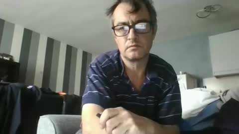 Snapshot of dazzill chatting on 10.16.25 Dazzill online show from 10.16.25