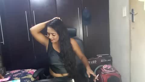 Snapshot of dbnpoizn chatting on 03.01.25 dbnpoizn online show from 03.01.25