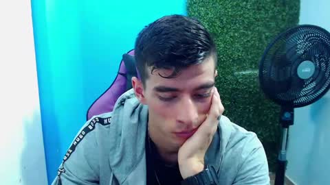 Snapshot of deiby_baby chatting on 01.09.25 DEIBY online show from 01.09.25