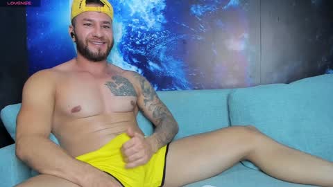 Delessandro online show from 01.05.25