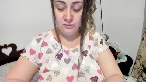 Snapshot of deliciousbutt chatting on 12.06.24 Monica or Moni online show from 12.06.24