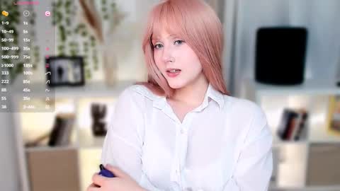 Snapshot of delilahtaylor chatting on 10.16.25 Delilah or Laila online show from 10.16.25