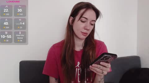 Snapshot of demiamour chatting on 09.18.25 Demi. not your babybabebb and other shit online show from 09.18.25