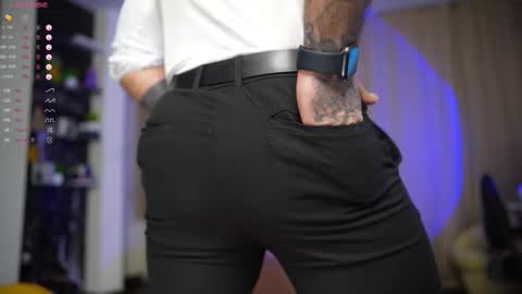 Snapshot of demianblake chatting on 03.05.25 demianblake online show from 03.05.25