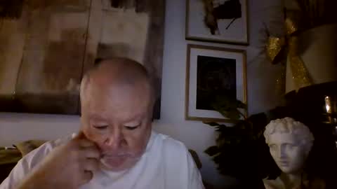 Snapshot of denboisvin2043 chatting on 01.04.25 denboisvin2043 online show from 01.04.25