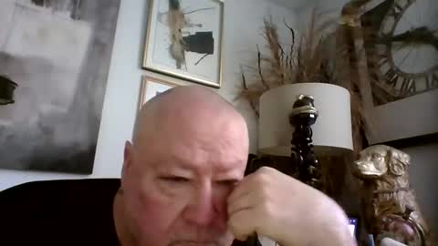 Snapshot of denboisvin2043 chatting on 02.10.25 denboisvin2043 online show from 02.10.25