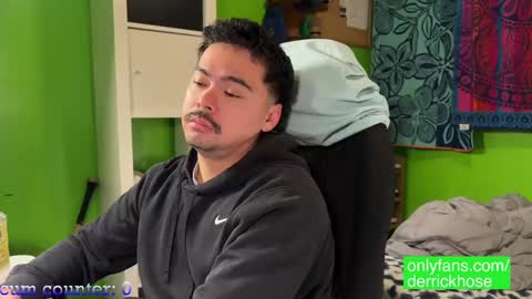 Snapshot of derrick_hose chatting on 01.13.25 Derrick Hose online show from 01.13.25