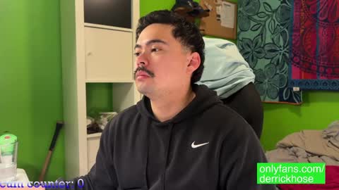 Snapshot of derrick_hose chatting on 01.16.25 Derrick Hose online show from 01.16.25