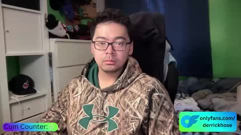 Snapshot of derrick_hose chatting on 11.05.25 Derrick Hose online show from 11.05.25